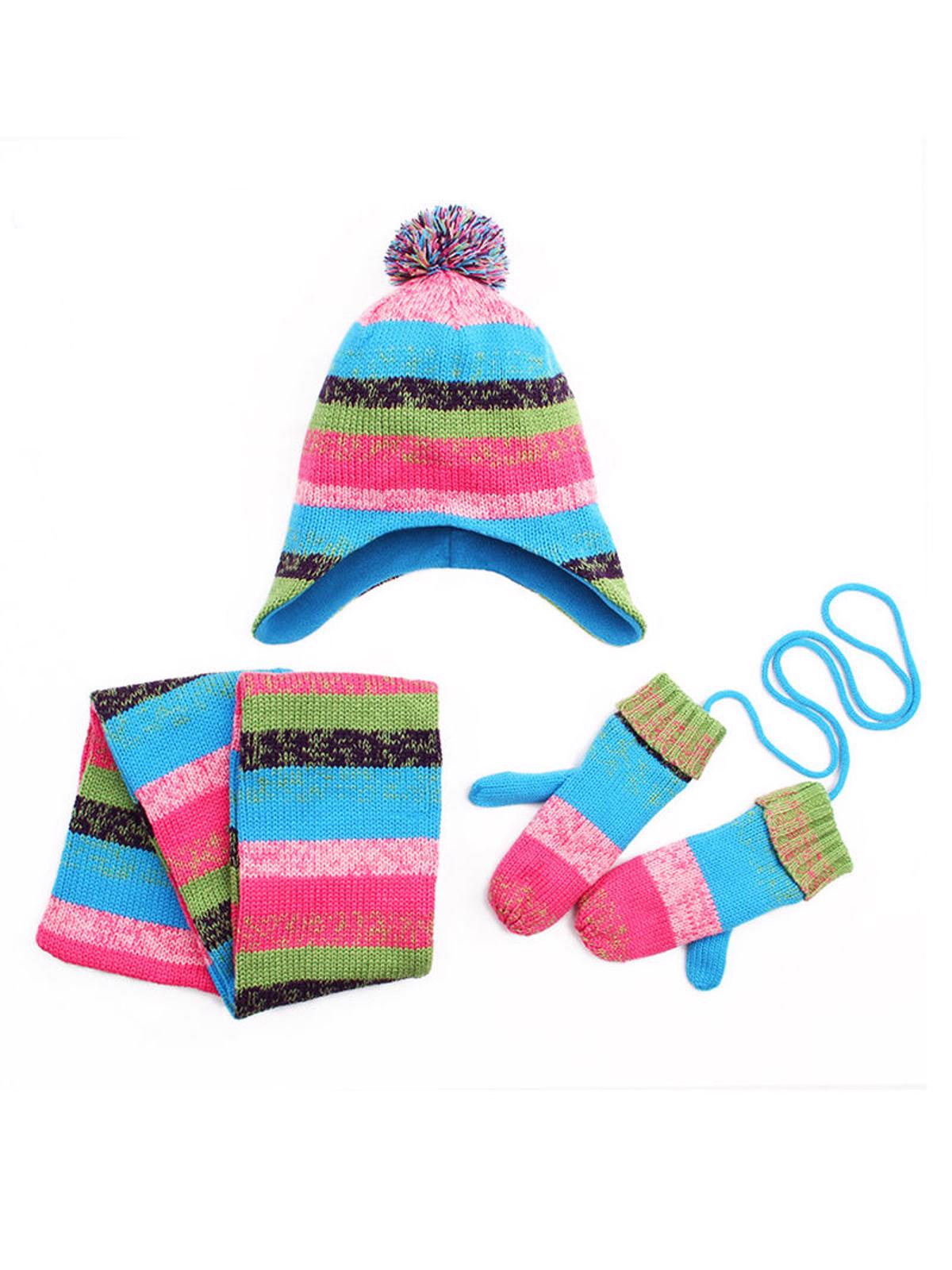 Poza produs Set iarna caciula, fular si manusi