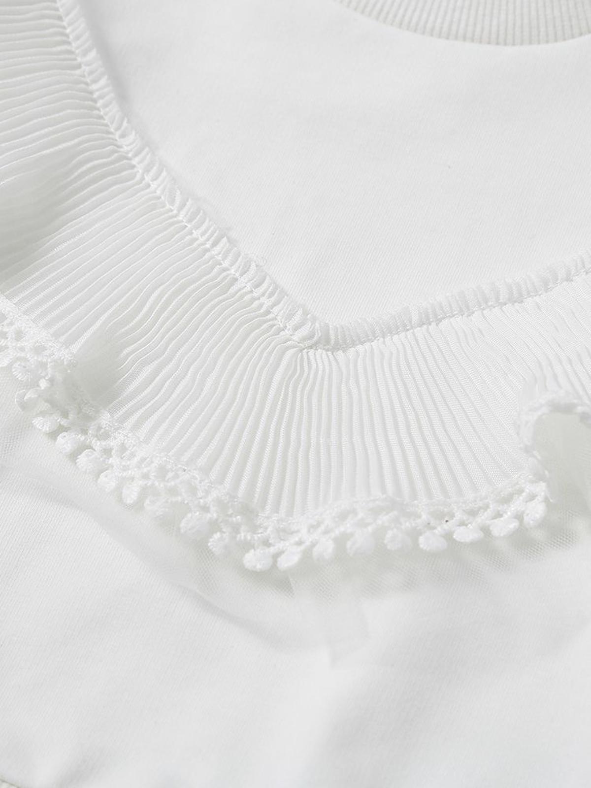 Poza produs Bluza alba cu volanas aplicat, 4 ani