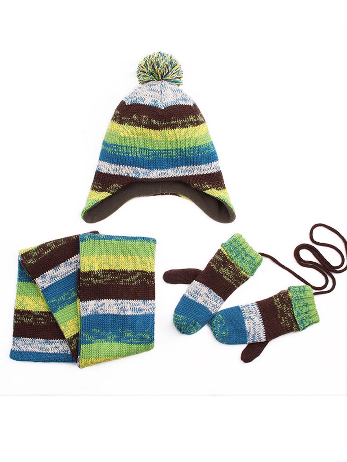 Poza produs Set iarna, caciula, fular si manusi